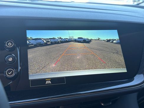 Used 2023 Buick Envision Essence w/ Sport Touring Package image 17