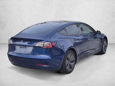 Used 2018 Tesla Model 3 Mid Range RWD image 5