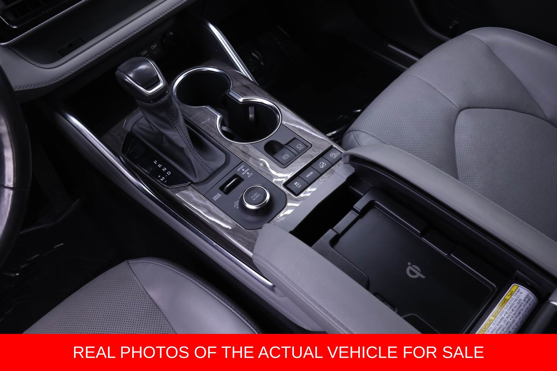 Used 2022 Toyota Highlander Platinum AWD/4WD image 13