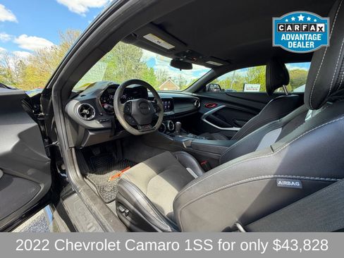 Used 2022 Chevrolet Camaro SS RWD image 8