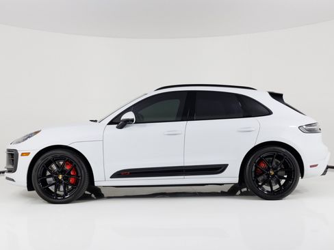 Used 2022 Porsche Macan GTS AWD/4WD image 6