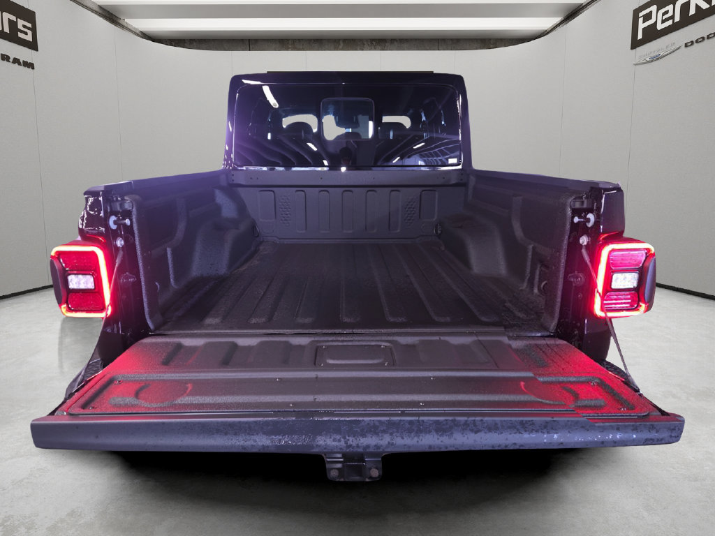 New 2026 Jeep Gladiator Mojave AWD/4WD image 18