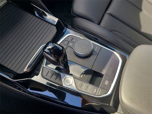 Used 2023 BMW X4 xDrive30i image 37