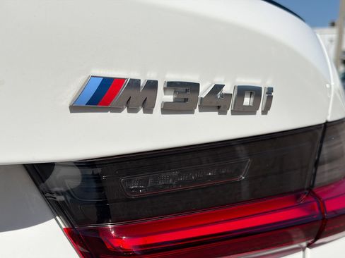 Used 2025 BMW M340i w/ Premium Package image 11