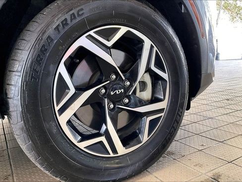 Used 2024 Kia Sportage LX image 35