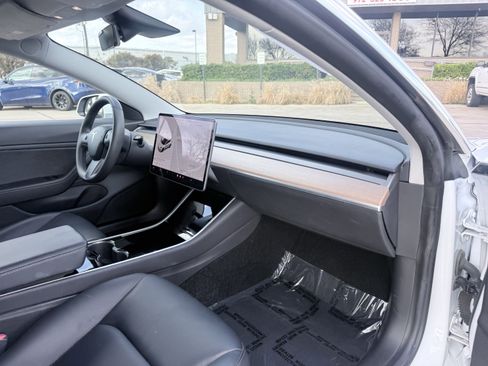 Used 2020 Tesla Model 3 Long Range image 45