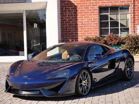 Used 2019 McLaren 570S Spider image 13