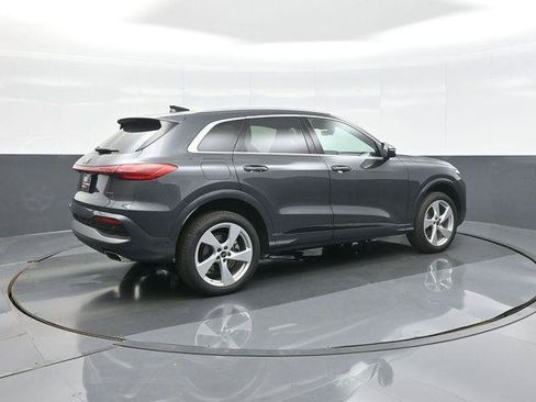Used 2025 Audi Q5 Premium Plus w/ Premium Plus AWD/4WD image 7