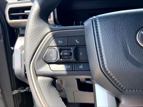 Used 2026 Toyota 4Runner SR5 AWD/4WD image 24