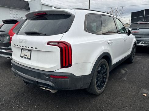 Used 2022 Kia Telluride SX w/ Nightfall Edition Package image 2