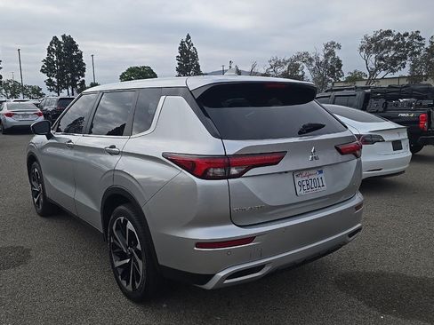 Used 2022 Mitsubishi Outlander SE FWD image 5