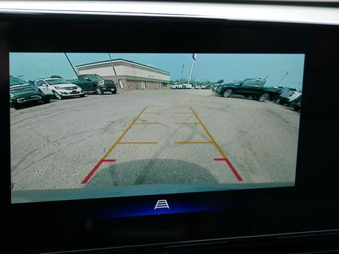 New 2026 Chevrolet Trax RS w/ Sunroof Package FWD image 30