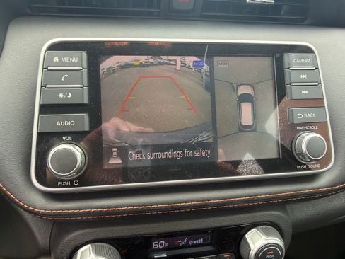 Used 2020 Nissan Kicks SR FWD image 7