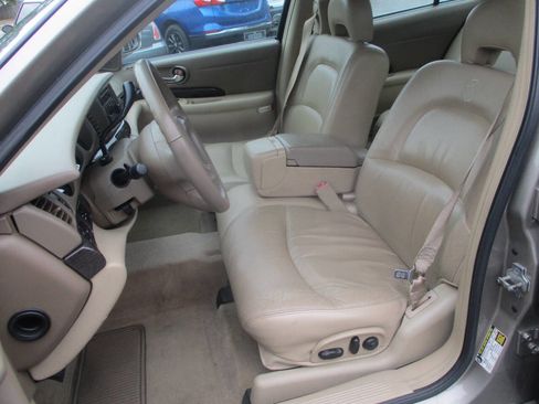 Used 2004 Buick Le Sabre Limited w/ Celebration Edition Package image 6