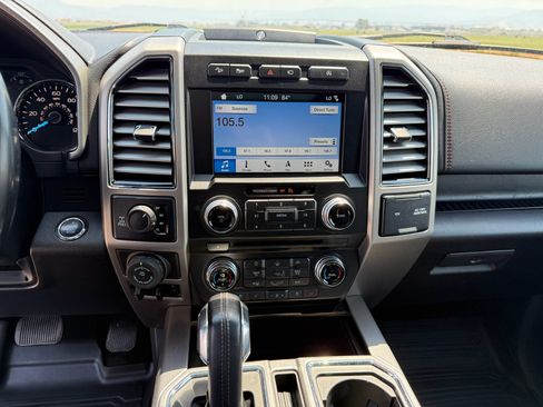 Used 2018 Ford F150 Platinum w/ Equipment Group 701A Luxury AWD/4WD image 23