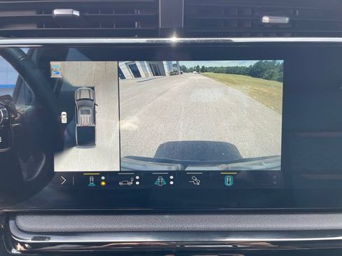 Used 2023 GMC Sierra 1500 AT4 w/ AT4 Premium Package AWD/4WD image 29