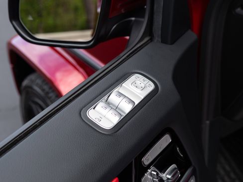 Used 2024 Mercedes-Benz G 63 AMG 4MATIC image 36