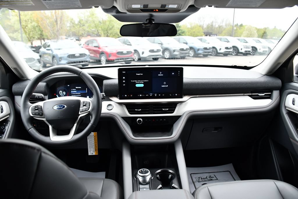 Used 2026 Ford Explorer Active w/ Active Comfort Package AWD/4WD image 12