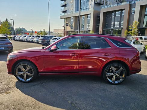 Used 2023 Genesis GV70 3.5T Sport w/ Sport Prestige Package AWD/4WD image 8