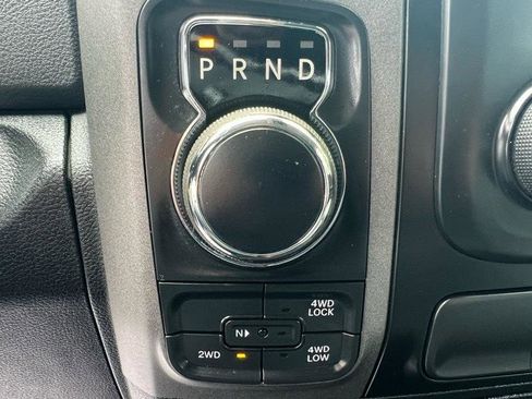 Used 2017 RAM 1500 Express AWD/4WD image 16