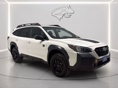 Used 2022 Subaru Outback Wilderness w/ Wilderness Package AWD/4WD image 7
