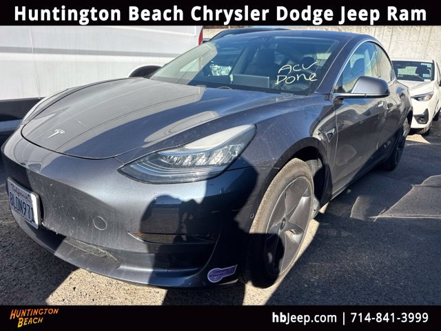 Used 2019 Tesla Model 3 Mid Range RWD image 1