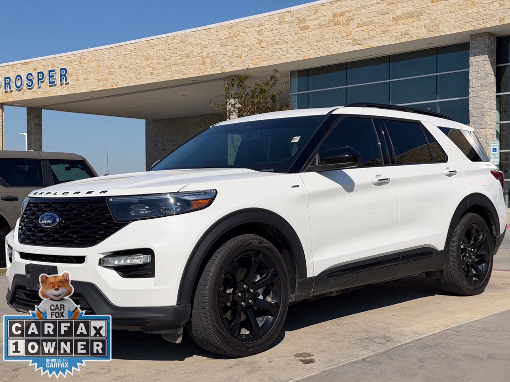Used 2024 Ford Explorer ST-Line w/ Class IV Trailer Tow Package RWD image 8