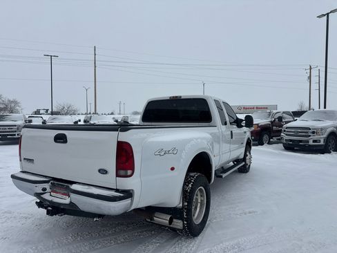 Used 2007 Ford F350 XLT image 5