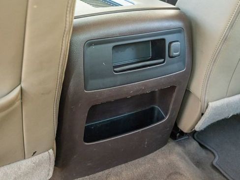 Used 2017 GMC Sierra 1500 SLT w/ SLT Premium Package image 38