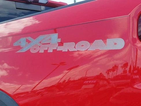 Used 2023 Chevrolet Silverado 1500 ZR2 w/ Technology Package image 10