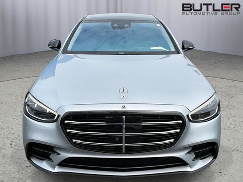 Used 2022 Mercedes-Benz S 580 4MATIC Sedan image 9
