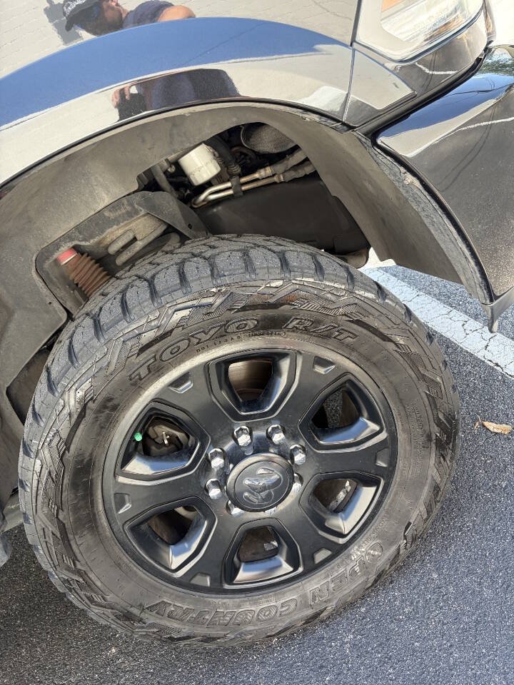 Used 2018 RAM 2500 Laramie w/ Sport Appearance Group AWD/4WD image 19