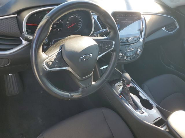 Used 2022 Chevrolet Malibu RS FWD image 17