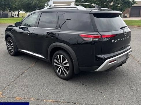 Used 2025 Nissan Pathfinder Platinum w/ Cargo Package FWD image 3
