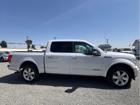Used 2018 Ford F150 Platinum w/ Equipment Group 701A Luxury AWD/4WD image 5