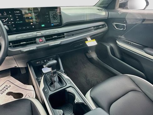 New 2026 Kia K4 GT-Line FWD image 23