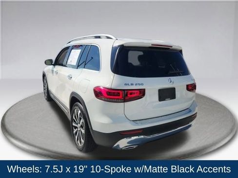 Used 2022 Mercedes-Benz GLB 250 4MATIC image 13