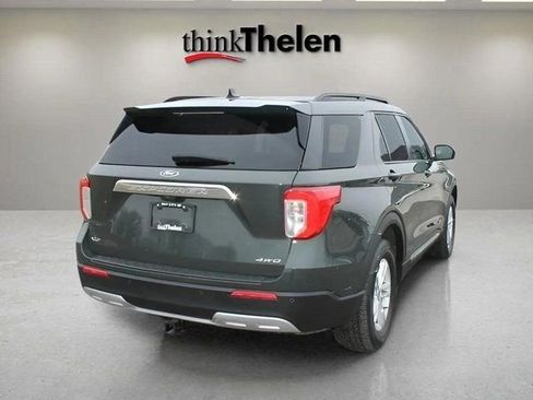 Used 2022 Ford Explorer XLT w/ Equipment Group 202A image 4