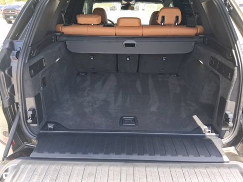 Used 2026 BMW X5 sDrive40i w/ M Sport Package RWD image 6