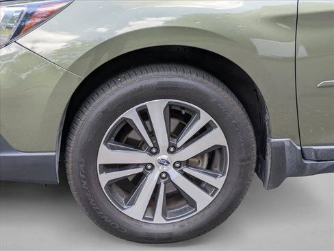 Used 2019 Subaru Outback 2.5i Limited AWD/4WD image 14