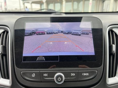Used 2023 Chevrolet Malibu LT FWD image 24