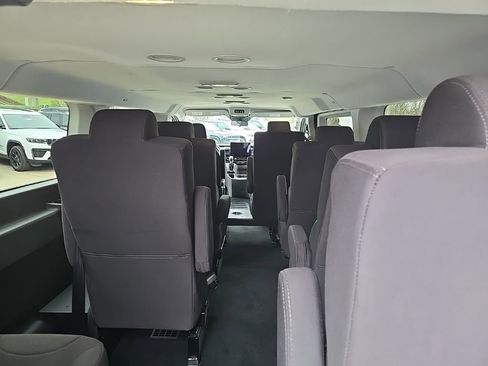 Used 2023 Ford Transit 350 XLT RWD image 99