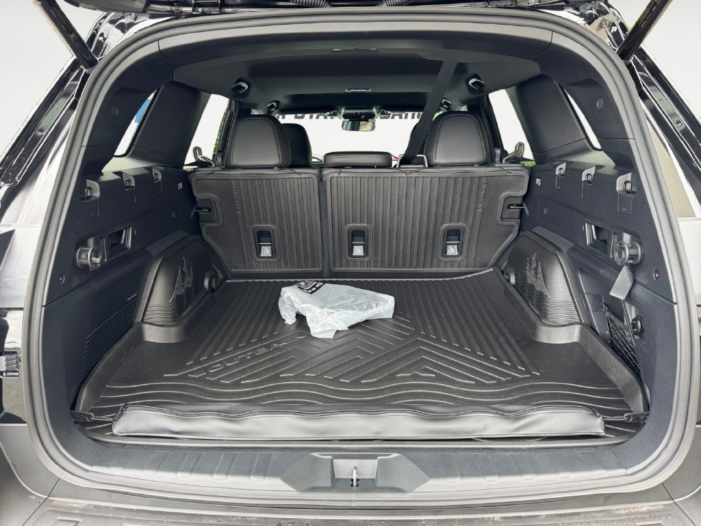 New 2026 Subaru Outback Limited AWD/4WD image 16
