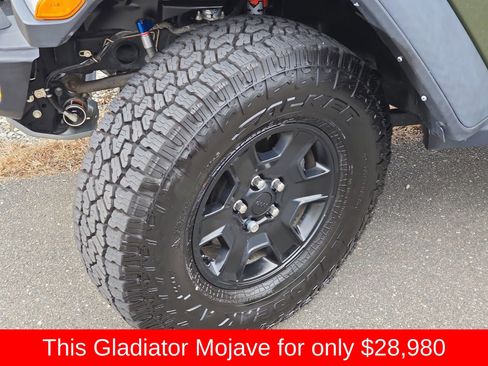 Used 2022 Jeep Gladiator Mojave image 39