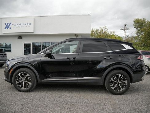 Used 2023 Kia Sportage EX w/ EX Premium Package image 4