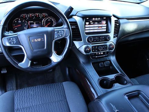 Used 2015 GMC Yukon SLE w/ Convenience Package RWD image 12