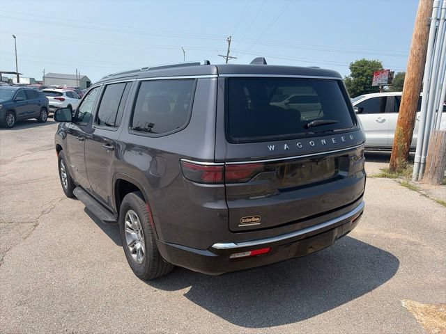 Used 2023 Jeep Wagoneer 4WD image 4