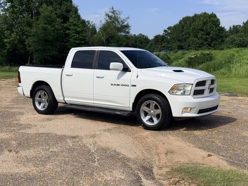 Used 2012 RAM 1500 Sport w/ Sport Premium Group AWD/4WD image 7