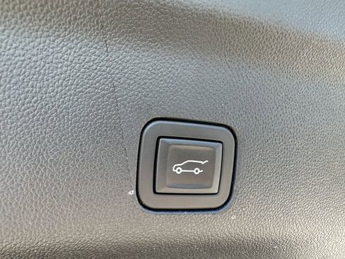 Used 2024 Chevrolet Tahoe RST image 12