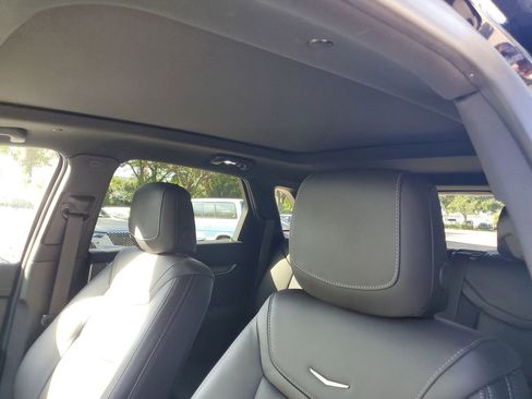 Certified 2025 Cadillac XT5 Premium Luxury w/ LPO, Floor Liner Package image 21